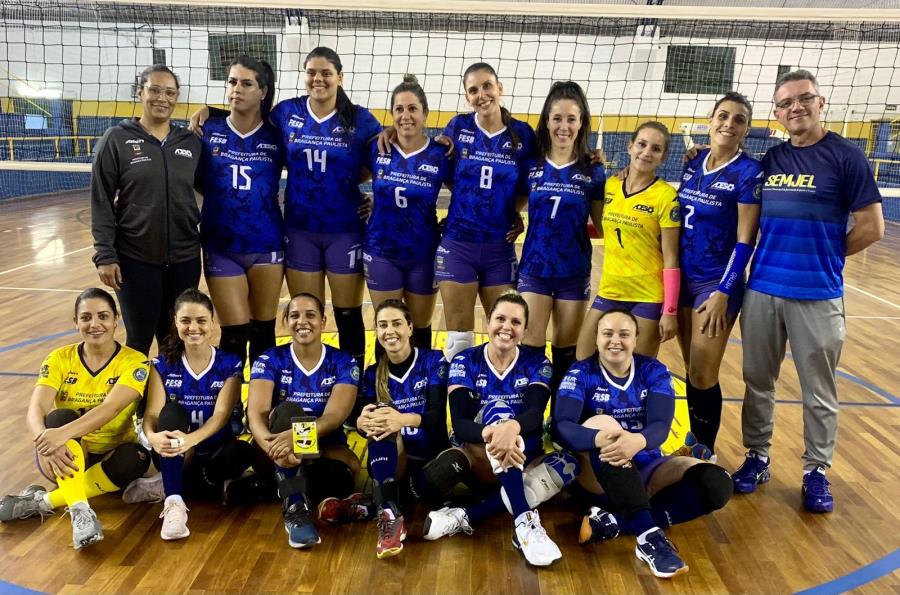 Equipe de vôlei feminino de Bragança Paulista garante vaga nas