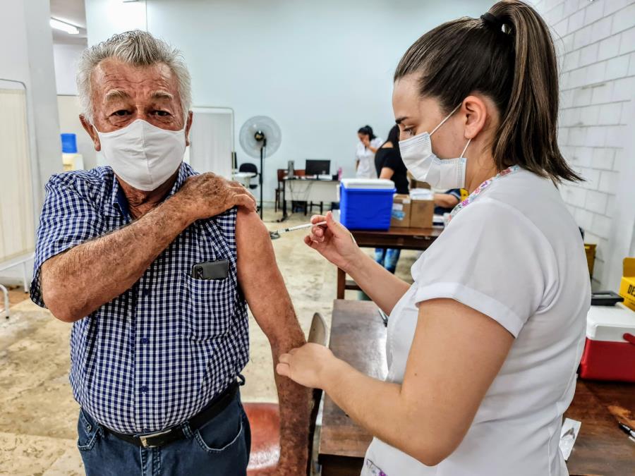 Secretaria de Saúde abre Secretaria de Saúde abre agendamento de 2ª e 3ª dose para vacinação contra a Covid-19, a partir das 12h