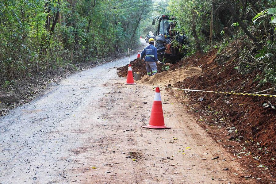 Novo contrato da SABESP viabiliza início de trabalhos implantação de rede de água e esgoto em diversos bairros