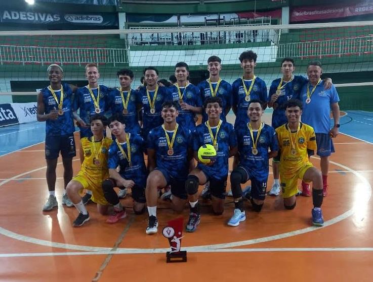 Bragança Paulista é campeã da Taça Vinhedo de Vôlei masculino Sub-19