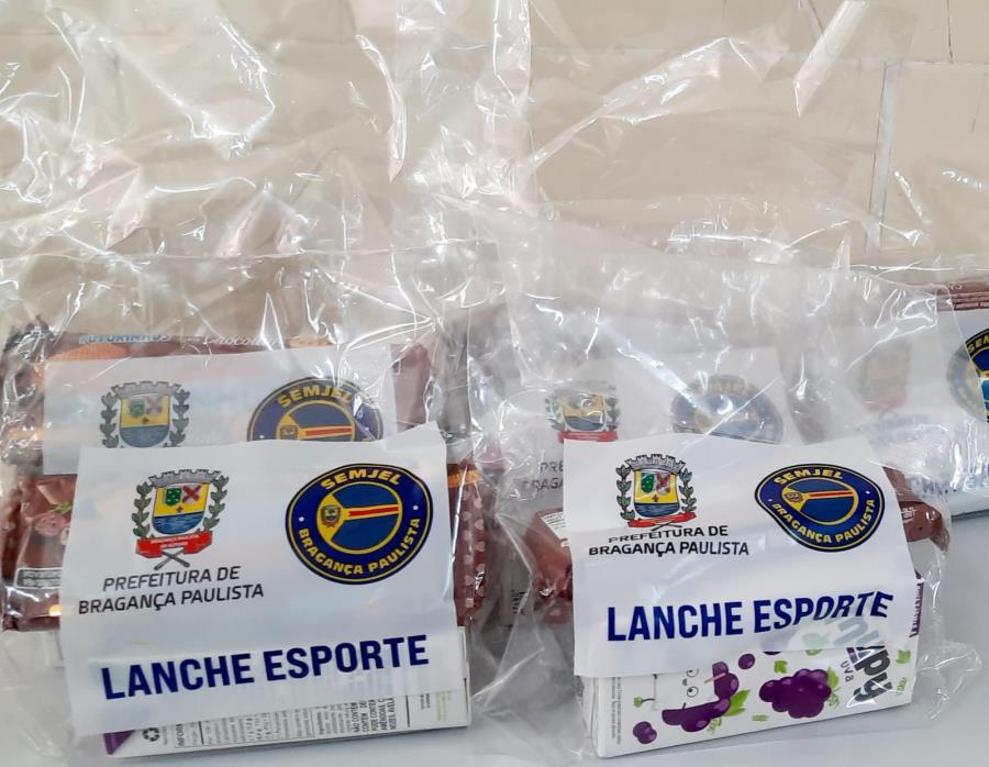 Atletas de clubes amadores de Bragança Paulista voltam a receber lanche durante treinos aos finais de semana