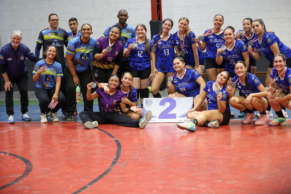 Handebol feminino sub-21 conquista medalha de prata nos Jogos Regionais e garante vaga nos Jogos Abertos