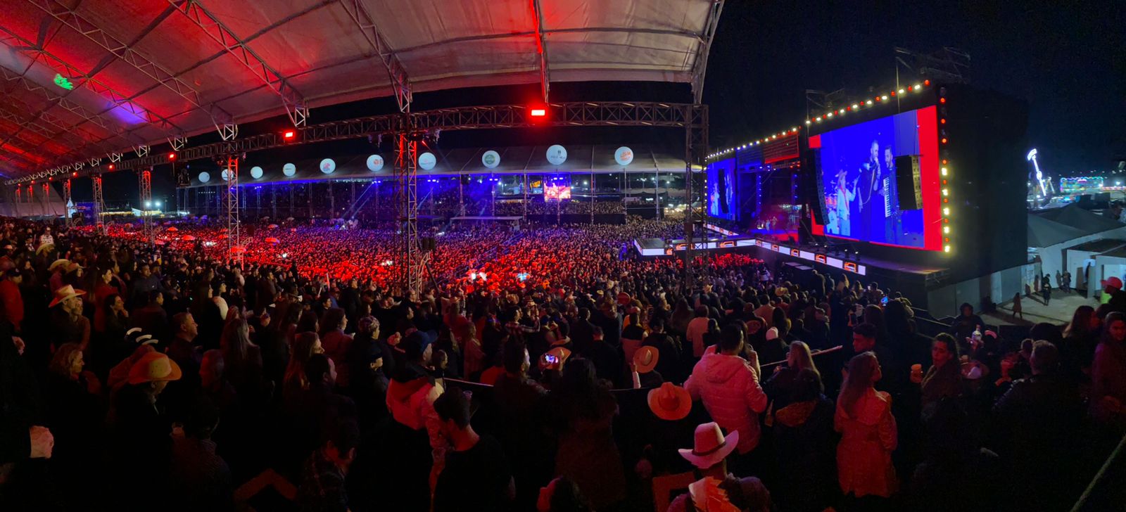 Festa de Peão de Boiadeiro traz shows gratuitos e rodeios em