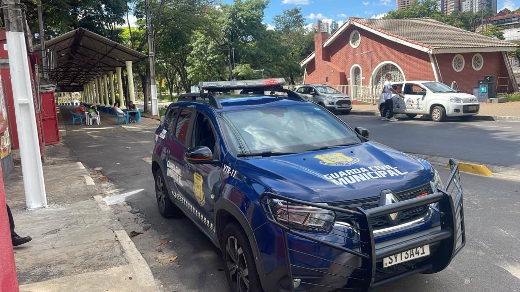 GCM captura procurado durante patrulhamento no Lago do Taboão