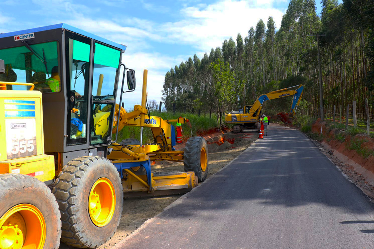 Estrada Bragança/Morungaba começa a receber obras de recuperação