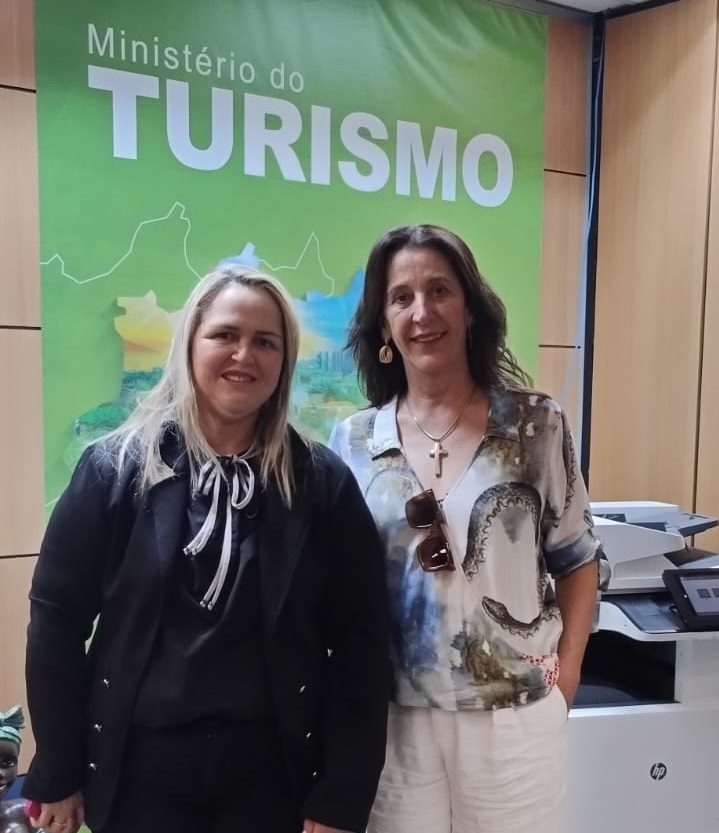 Secretária de Cultura e Turismo de Bragança Paulista trata de avanços estratégicos para o município em visita ao Ministério do Turismo, em Brasília