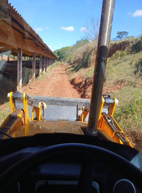 Patrulha Agrícola realiza limpeza de granja suína no bairro Biriçá do Valado