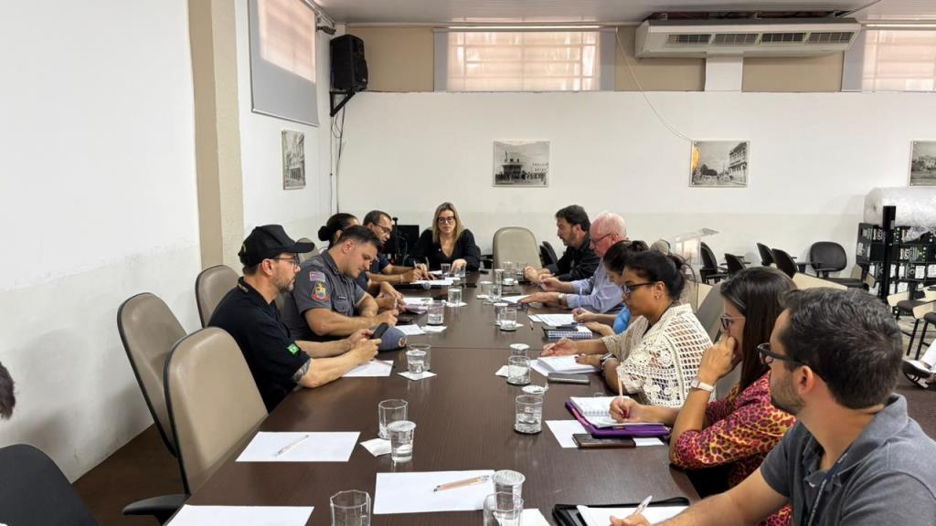 Reunião do Gabinete de Gestão Integrada define estratégia de segurança para o Carnaval 2026 em Bragança Paulista
