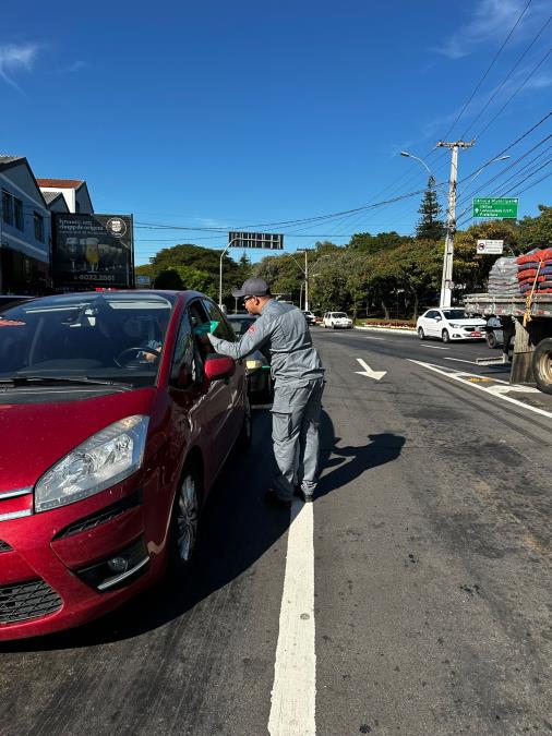 Blitz Ambiental focada na temática de queimadas acontece em Bragança Paulista