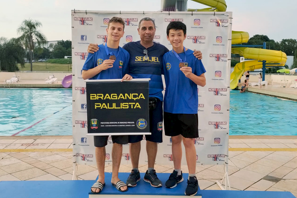 Atletas da SEMJEL de Bragança Paulista se destacam em torneio regional de natação