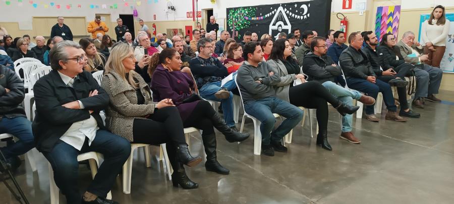 Reunião comunitária sobre o Lago do Orfeu esclarece dúvidas da população sobre projeto