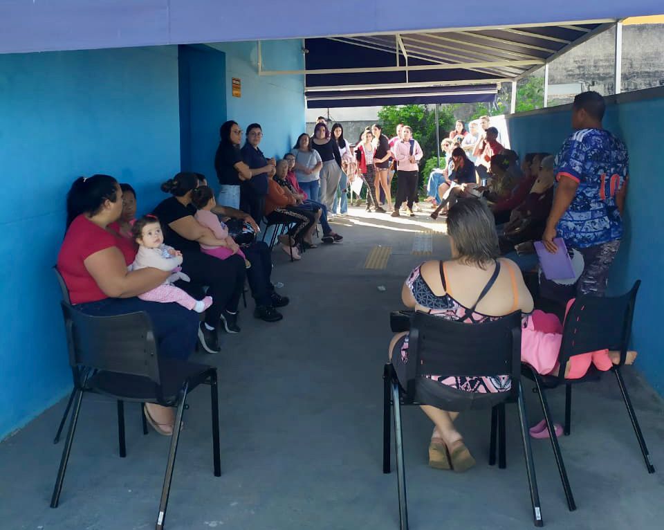 Famílias beneficiárias de programas sociais participam de mutirão de vagas de emprego no CRAS Águas Claras