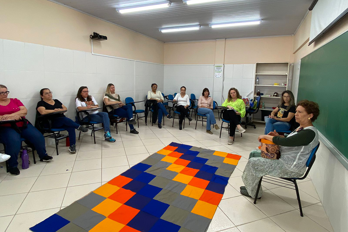 Câmara realiza capacitação sobre bullying para educadores e