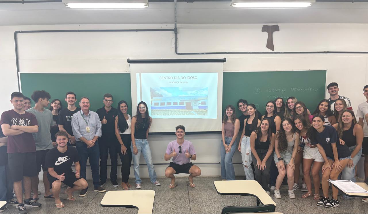 Alunos da USF recebem equipe do Centro Dia do Idoso para parcerias e atividades em conjunto