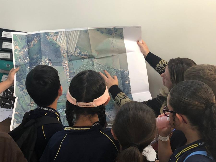 Alunos da E.M.R. João Rissardi Júnior visitam dependências da Secretaria Municipal do Meio Ambiente