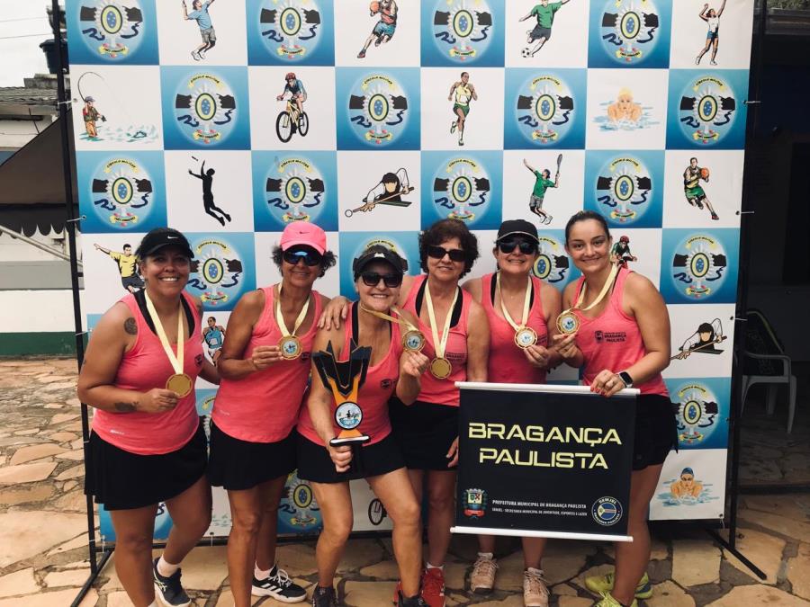Equipe de Tênis Feminino de Bragança Paulista conquista o tricampeonato no Torneio Interclubes em Três Corações- MG