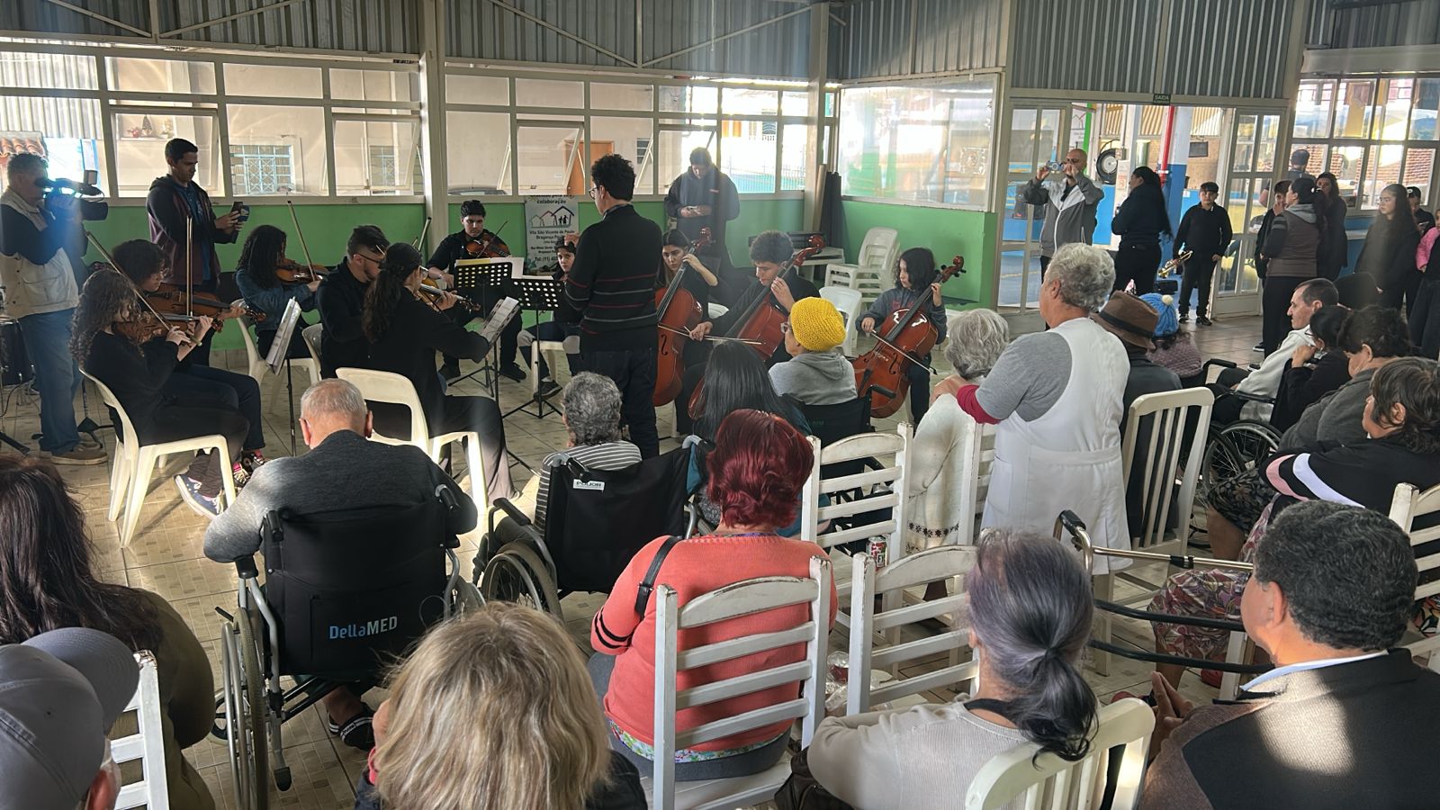 Maio Cultural emociona e contagia idosos em Bragança Paulista com música, histórias e inclusão