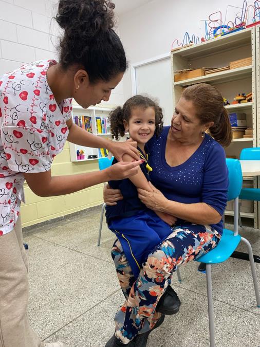 Balanço da vacinação nas escolas de Bragança Paulista reforça compromisso com a saúde pública