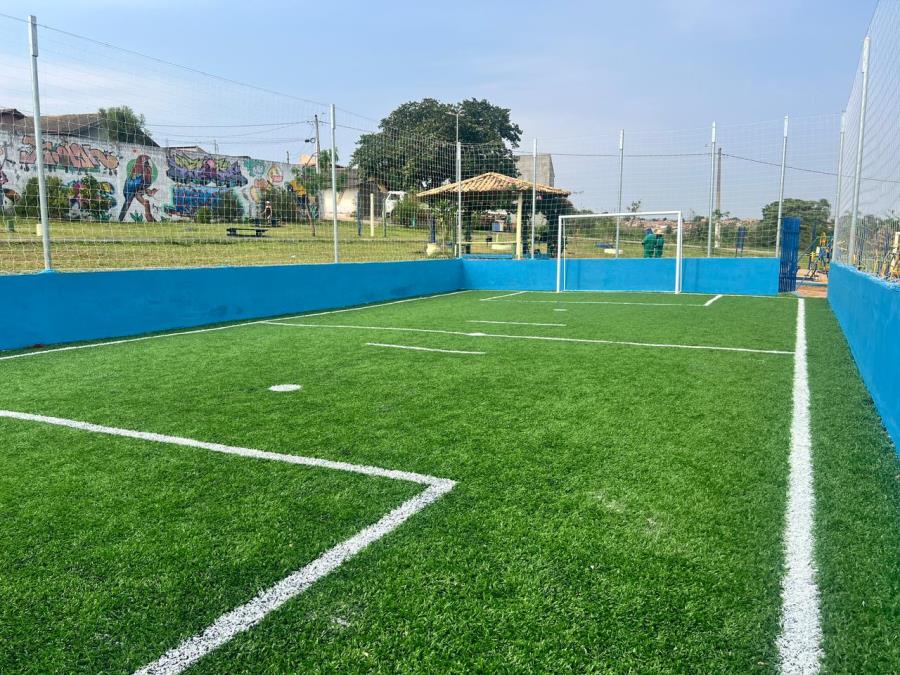 Prefeitura de Bragança Paulista entrega nova quadra society no bairro Vem Viver