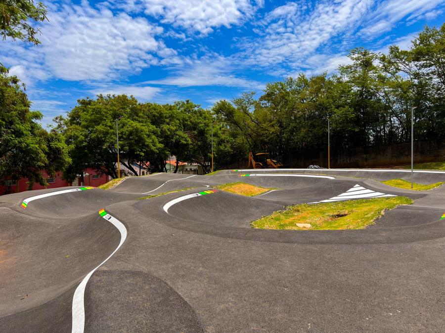 Pump Track: Modalidade de ciclismo que ganha cada vez mais adeptos terá a sua quarta pista inaugurada em Bragança Paulista neste sábado (04/11)