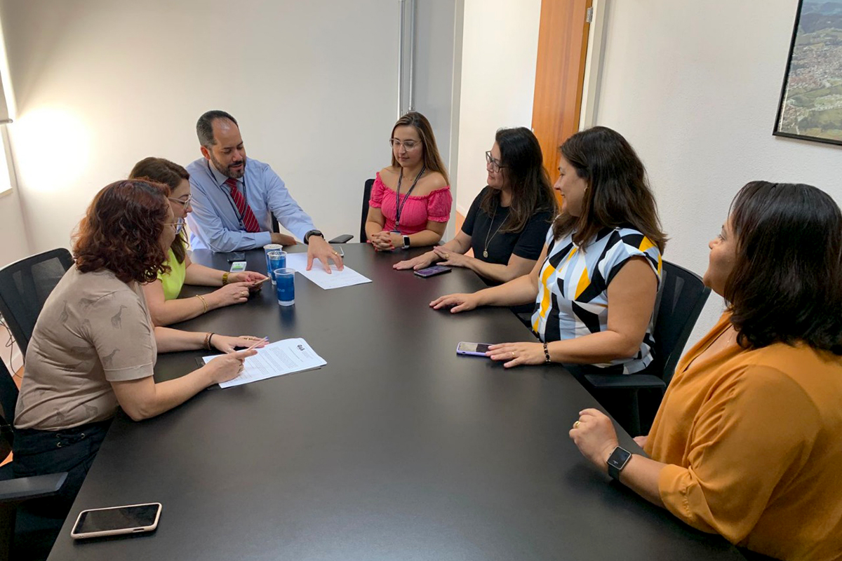 Administração se reúne com representantes da OAB de Bragança Paulista