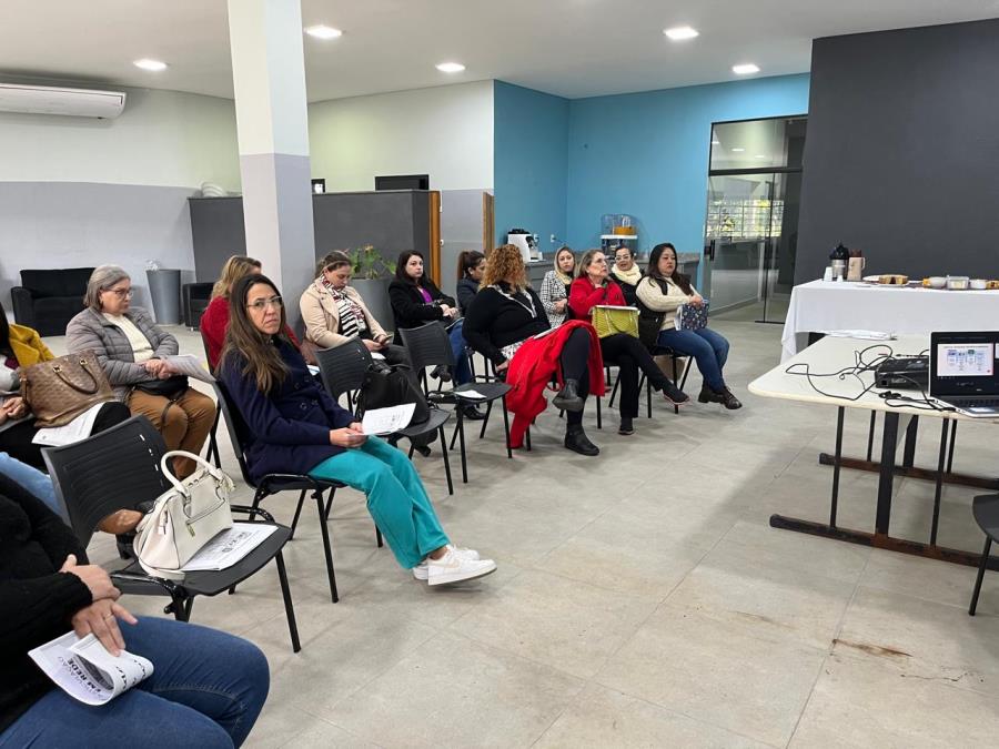Encontro de Articulação de Rede reúne escolas municipais com equipe do CRAS Anchieta