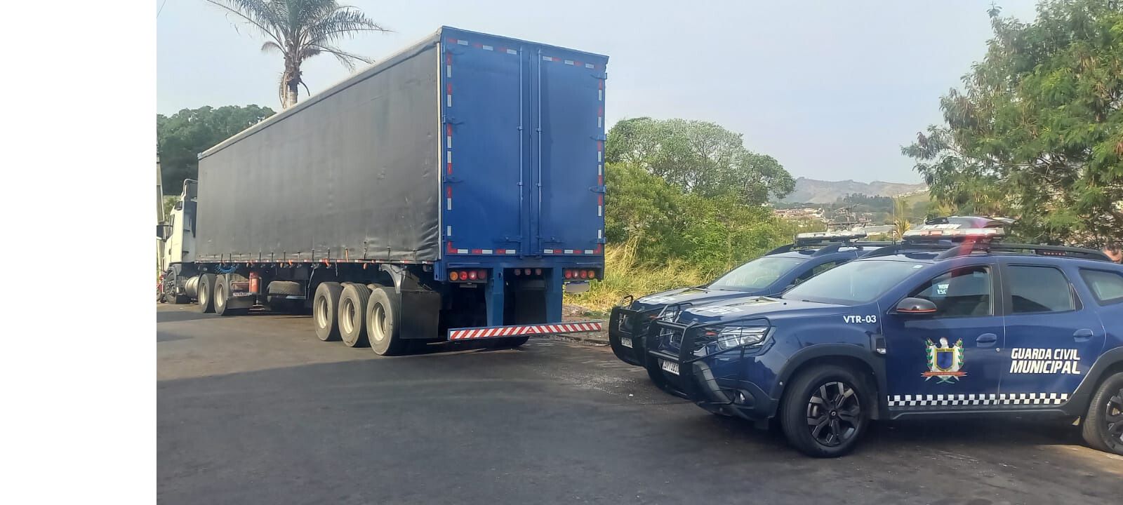 GCM recupera veículo de roubo e prende homem por receptação e adulteração de veículo