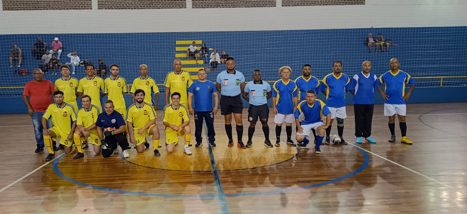 Copa Intersem 2024 tem início com 18 gols e duas partidas no Ginásio Lourenço Quilici