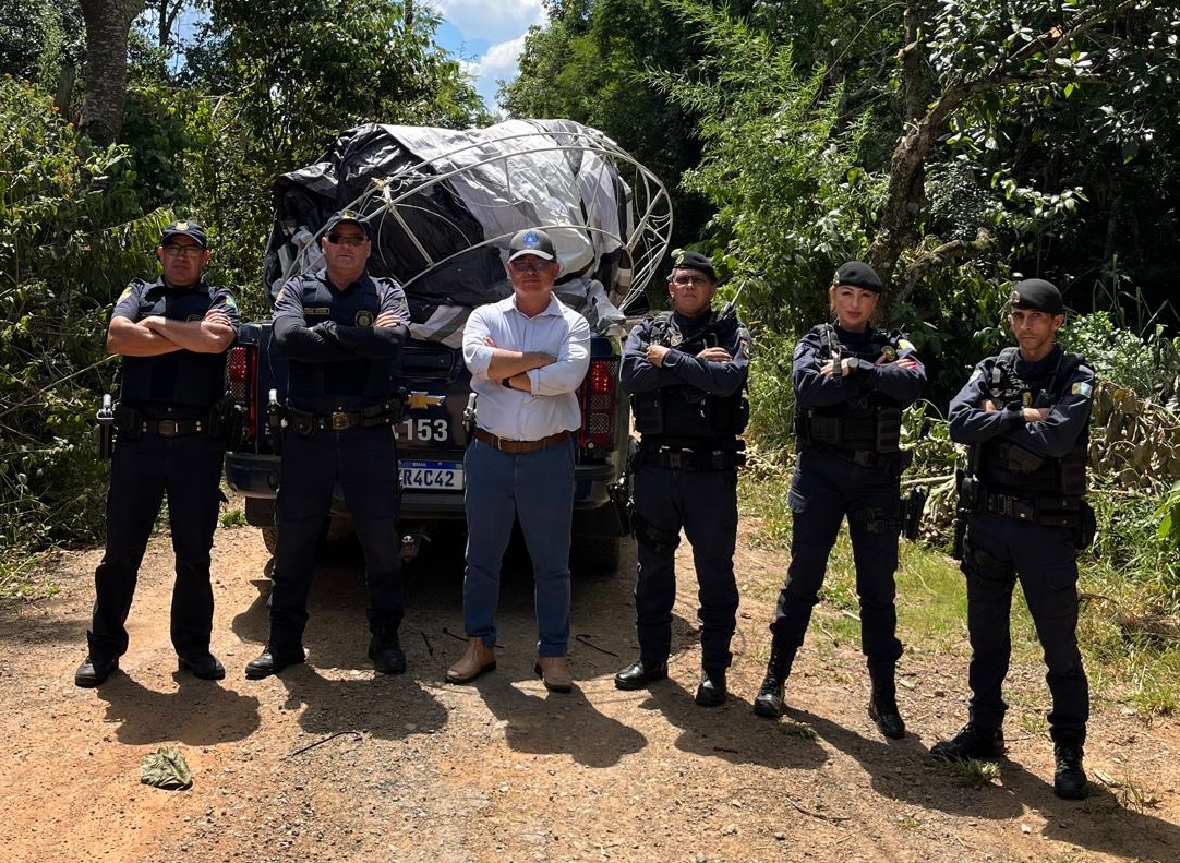 GCM apreende balões ilegais e evita riscos ambientais em Bragança Paulista