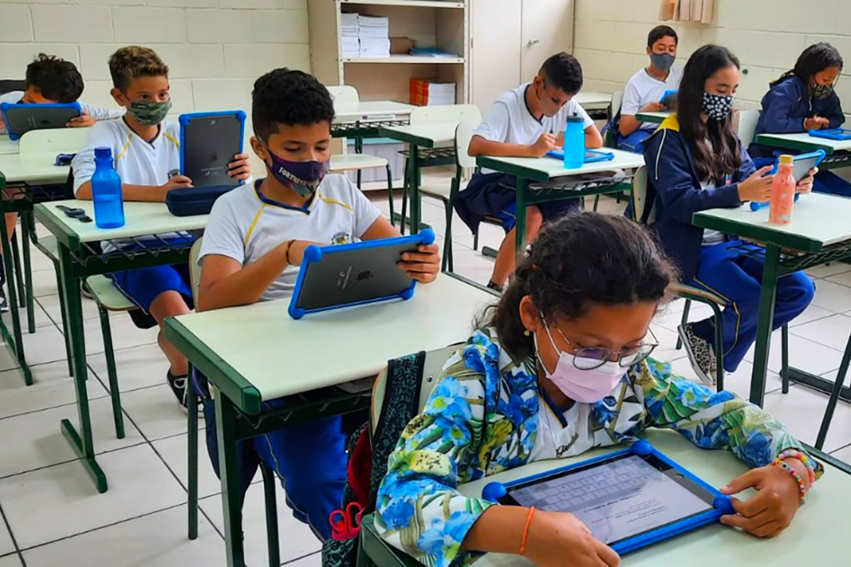 Projeto Conectando Aprendizagens já está atendendo cerca de 9 mil alunos da Rede Municipal