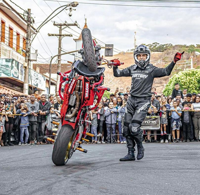 Stunt Race Brasil – Preparações de Wheeling e stunt