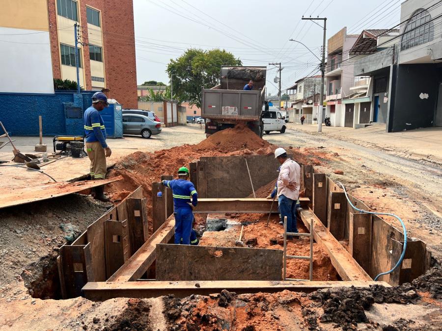 Avenida Euzébio Savaio começa a receber aduelas nos últimos 200 metros de obras