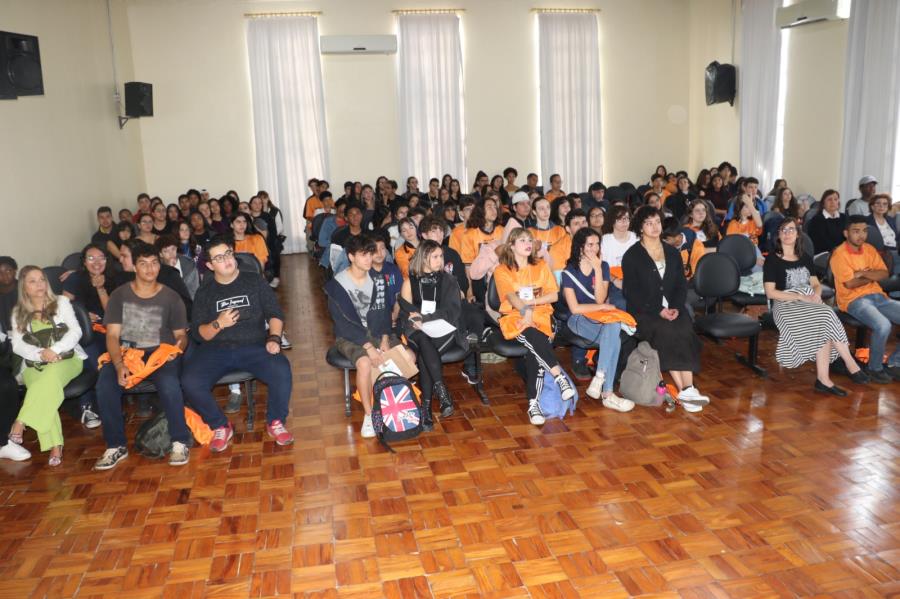 9º Encontro Papo Sério de Jovens debateu políticas públicas voltadas a crianças e adolescentes