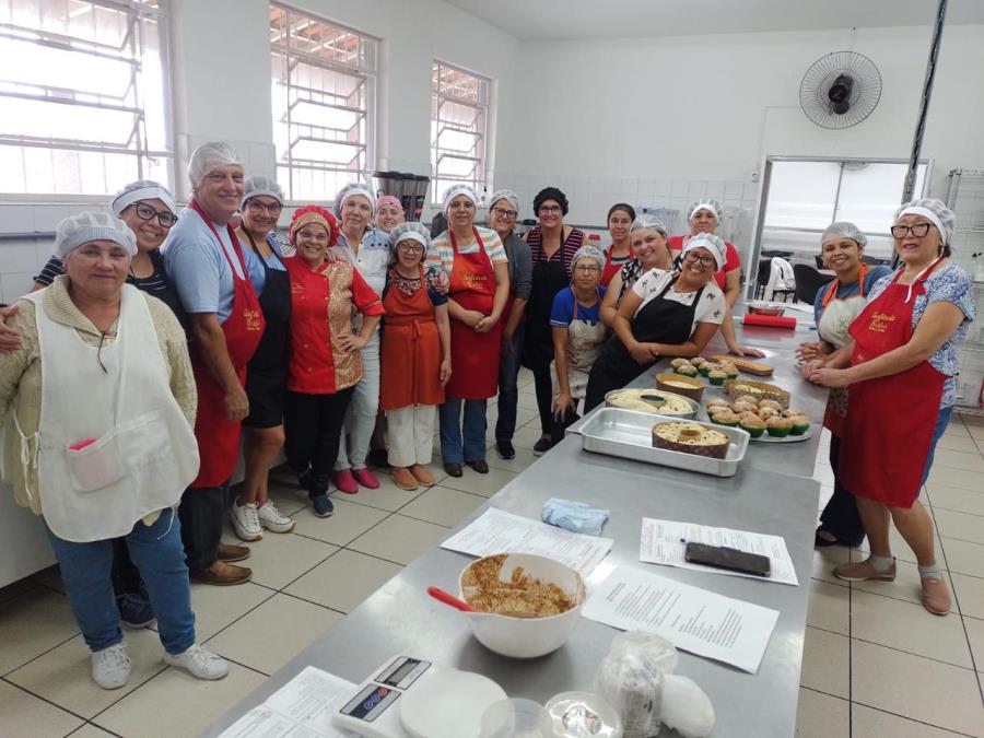 Fundo Social realiza workshops de gastronomia natalina