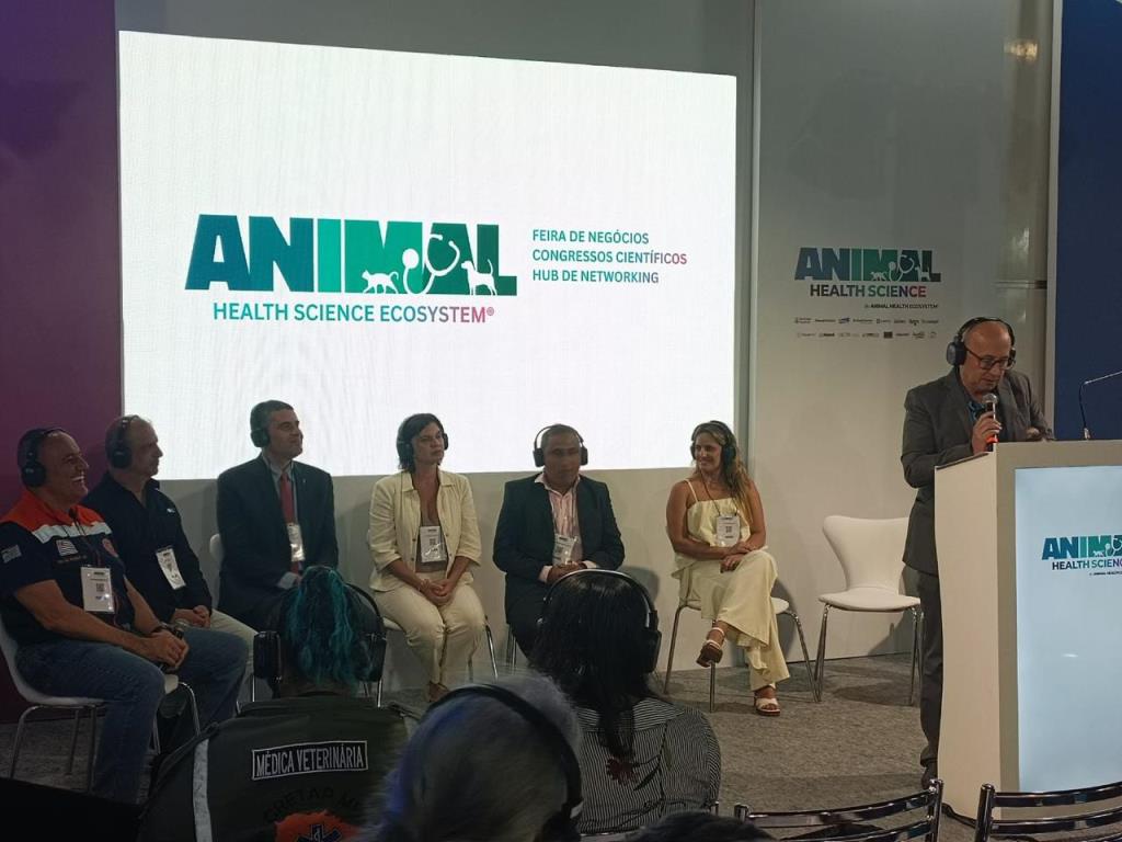 Ações de bem-estar animal e atendimento veterinário emergencial de Bragança Paulista são apresentadas em evento nacional