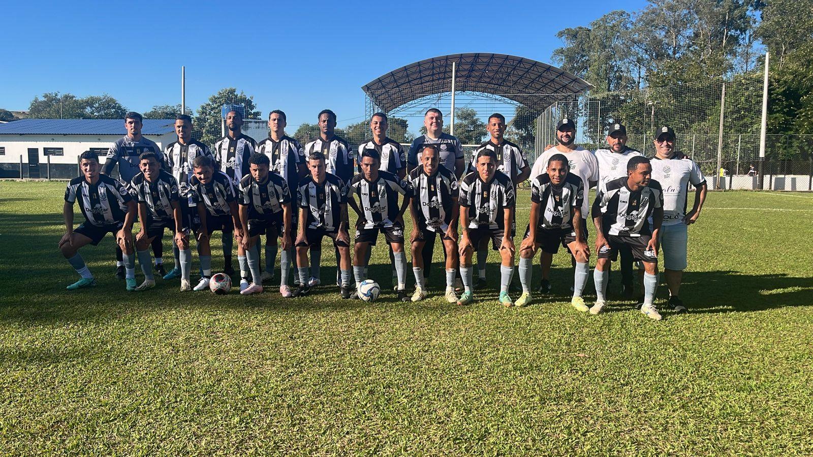 Campeonatos de futebol amador da série A e série B chegam à última rodada da primeira fase com as equipes já classificadas