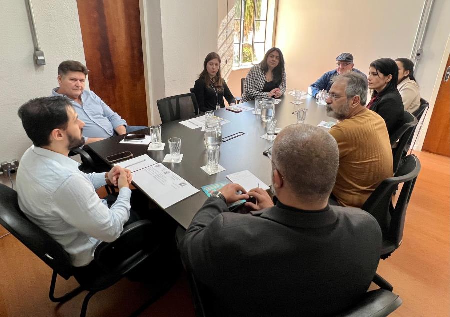 Prefeitura de Bragança Paulista recebe Controladoria de Ferraz de Vasconcelos para troca de experiências sobre boas práticas de controle interno