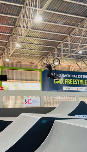 ‘Bragancinha’ conquista vice-campeonato brasileiro de BMX Freestyle Park