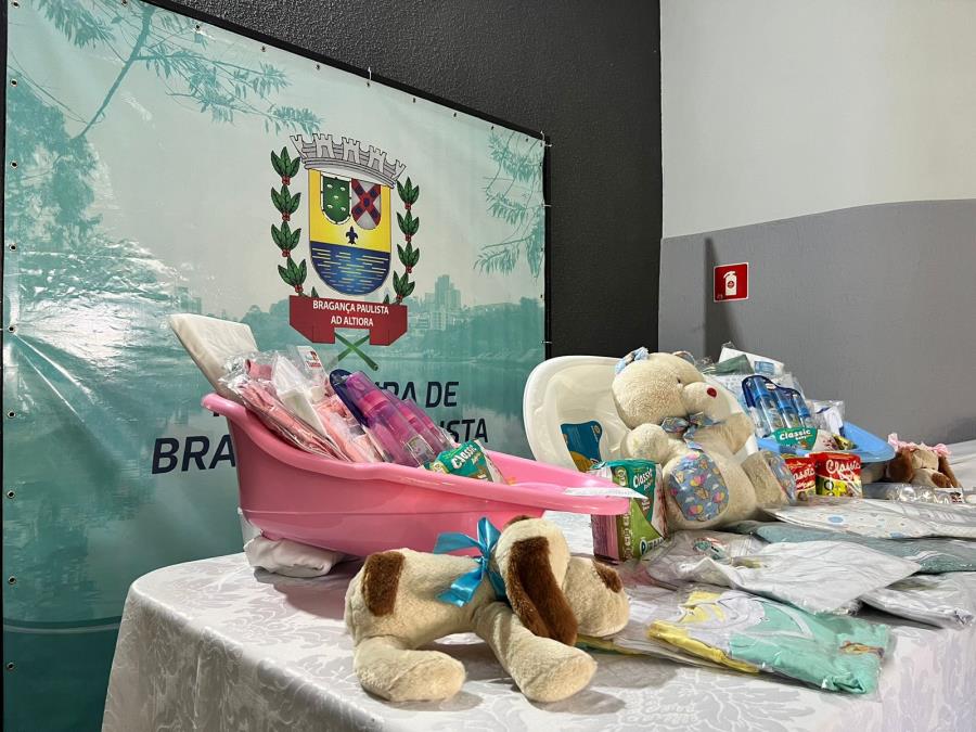 Projeto Arco-Íris fortalece apoio às gestantes de Bragança Paulista com entrega de enxovais