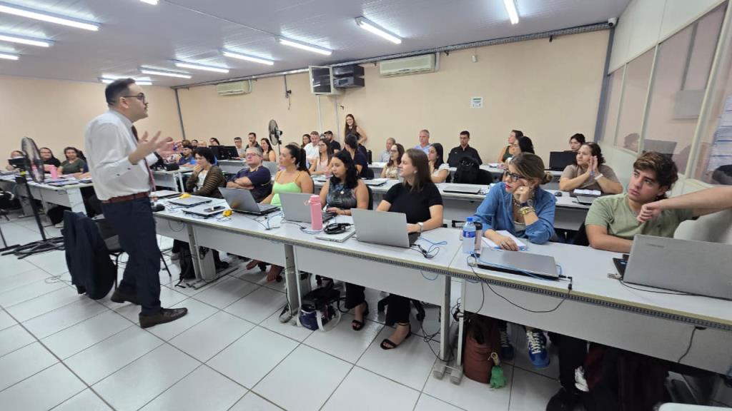 Inteligência artificial e nova lei de licitações são temas de capacitação aos servidores municipais