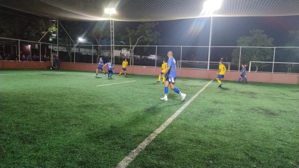 Goleadas marcam a abertura do Campeonato Intersem de Futebol Society em Bragança Paulista