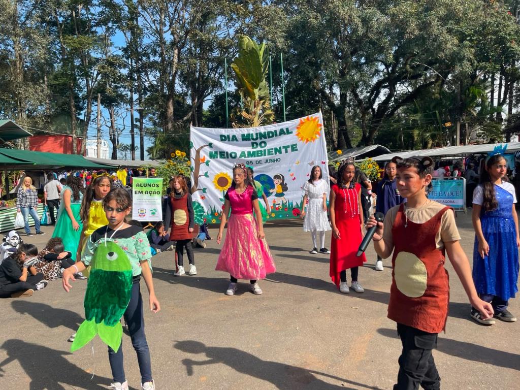 “O Grito da Natureza” leva mensagem de conscientização ambiental à Feira Livre do Posto de Monta