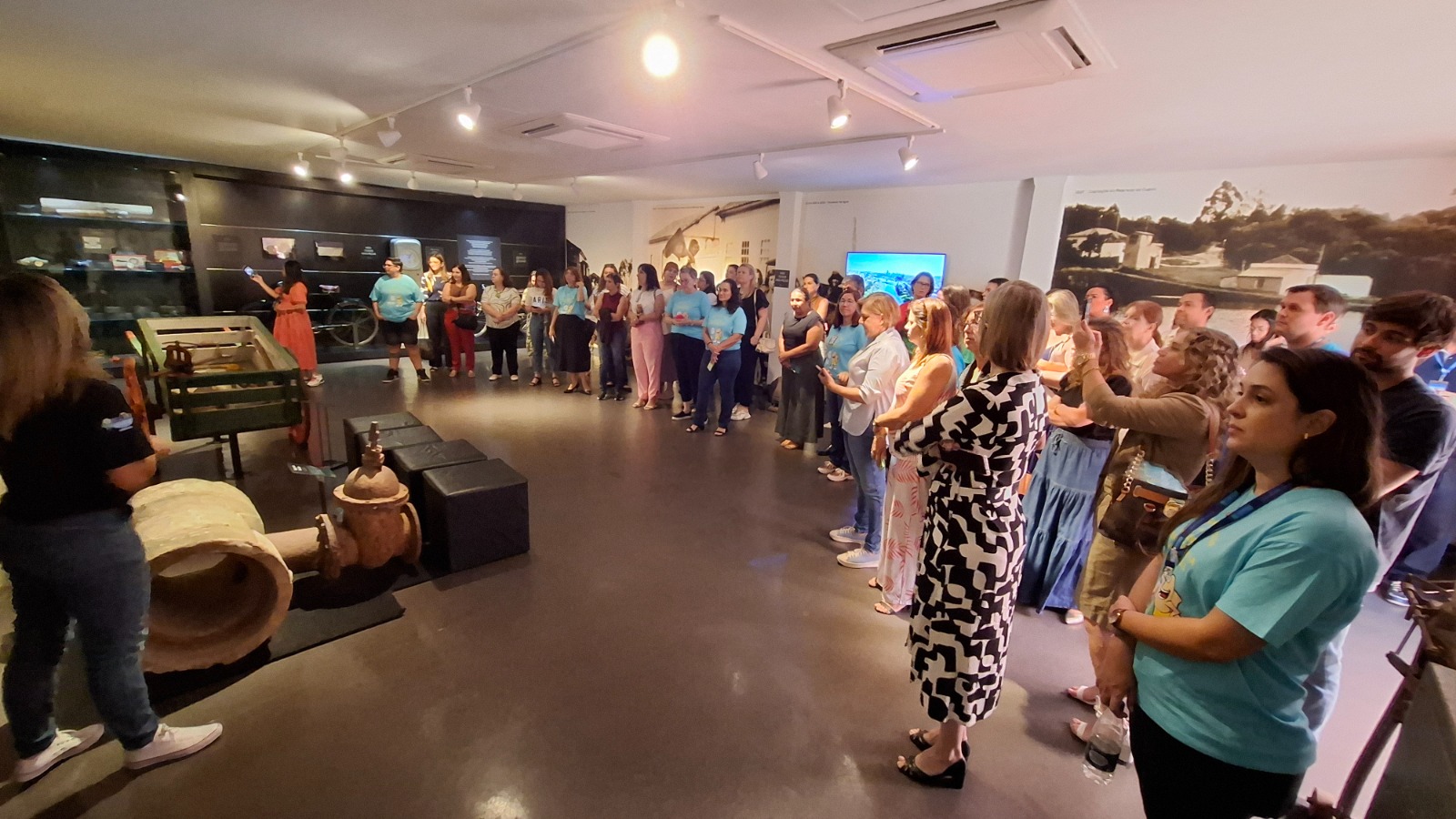 Secretaria Municipal de Educação participa da abertura do Projeto Gota D’ Água 2025