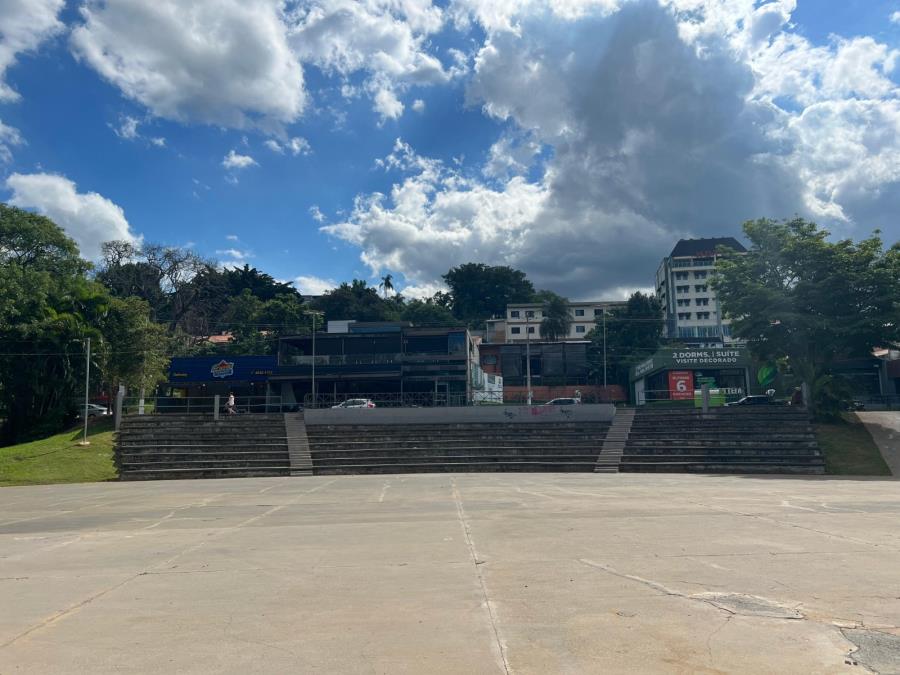 Prefeitura retira tapumes da Arena do Lago do Taboão após conclusão da sondagem do terreno