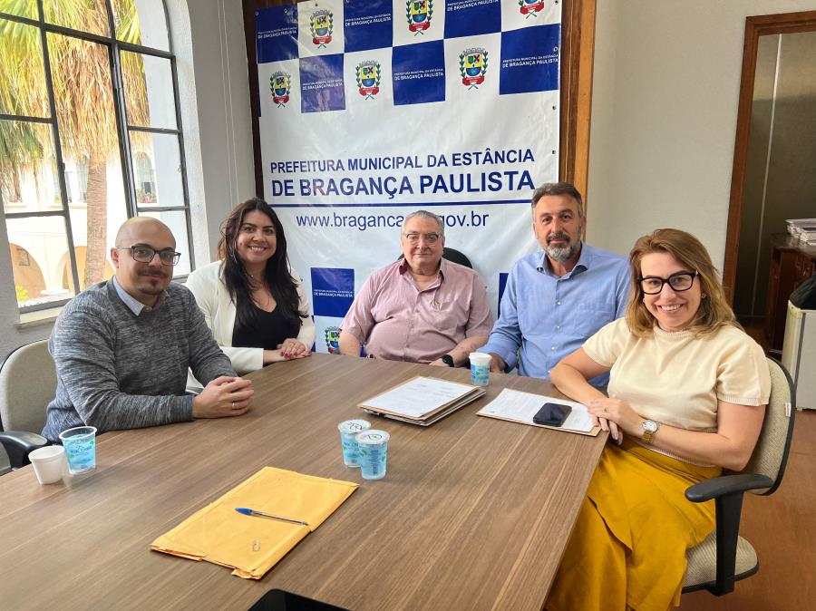 Equipe de Transição Democrática do Prefeito eleito realiza primeira visita técnica às Secretarias de Bragança Paulista