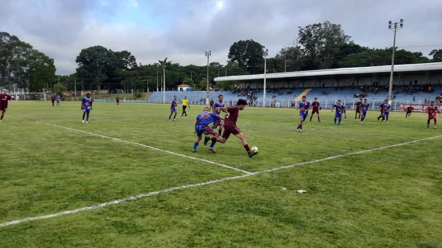 Finais do Campeonato de Menores 2023 levam um grande público ao Estádio Municipal Cícero de Souza Marques