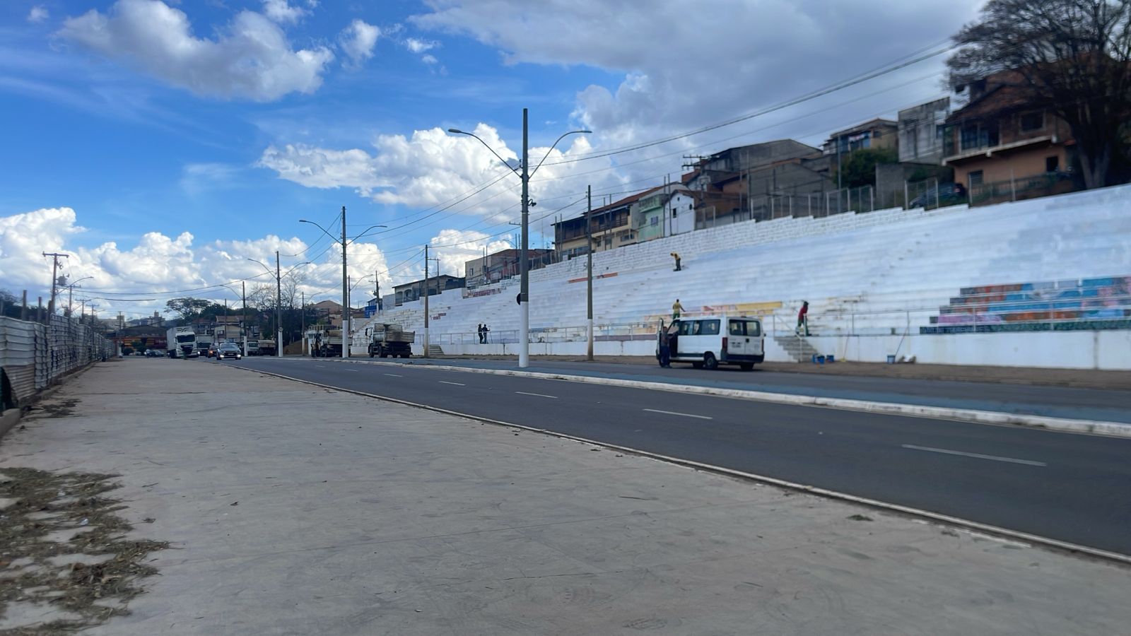 Prefeitura prepara a Avenida dos Imigrantes para o Desfile de 7 de Setembro