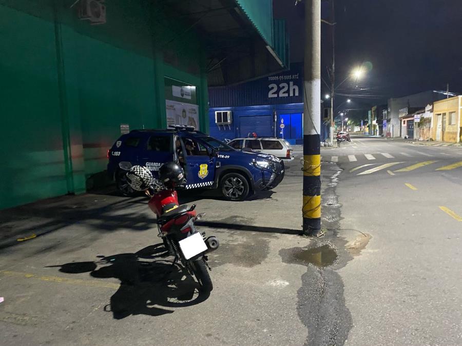 GCM realiza operação de bloqueio na Av. São Lourenço e recolhe veículos irregulares