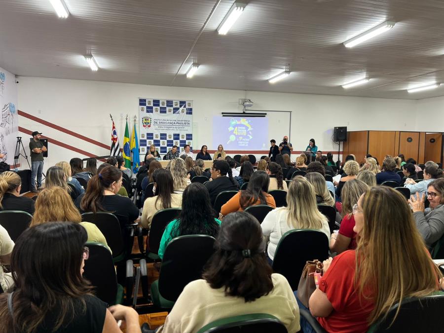 Prefeitura lança 4ª Edição do Prêmio Educador Nota 10 e 1º Prêmio Professor Exemplar