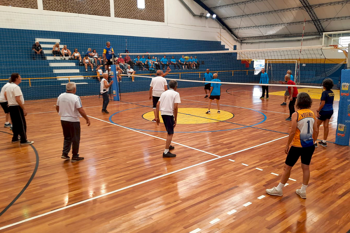 Prefeitura realiza triangular de Voleibol Adaptado no Ginásio Dr. Lourenço Quilici